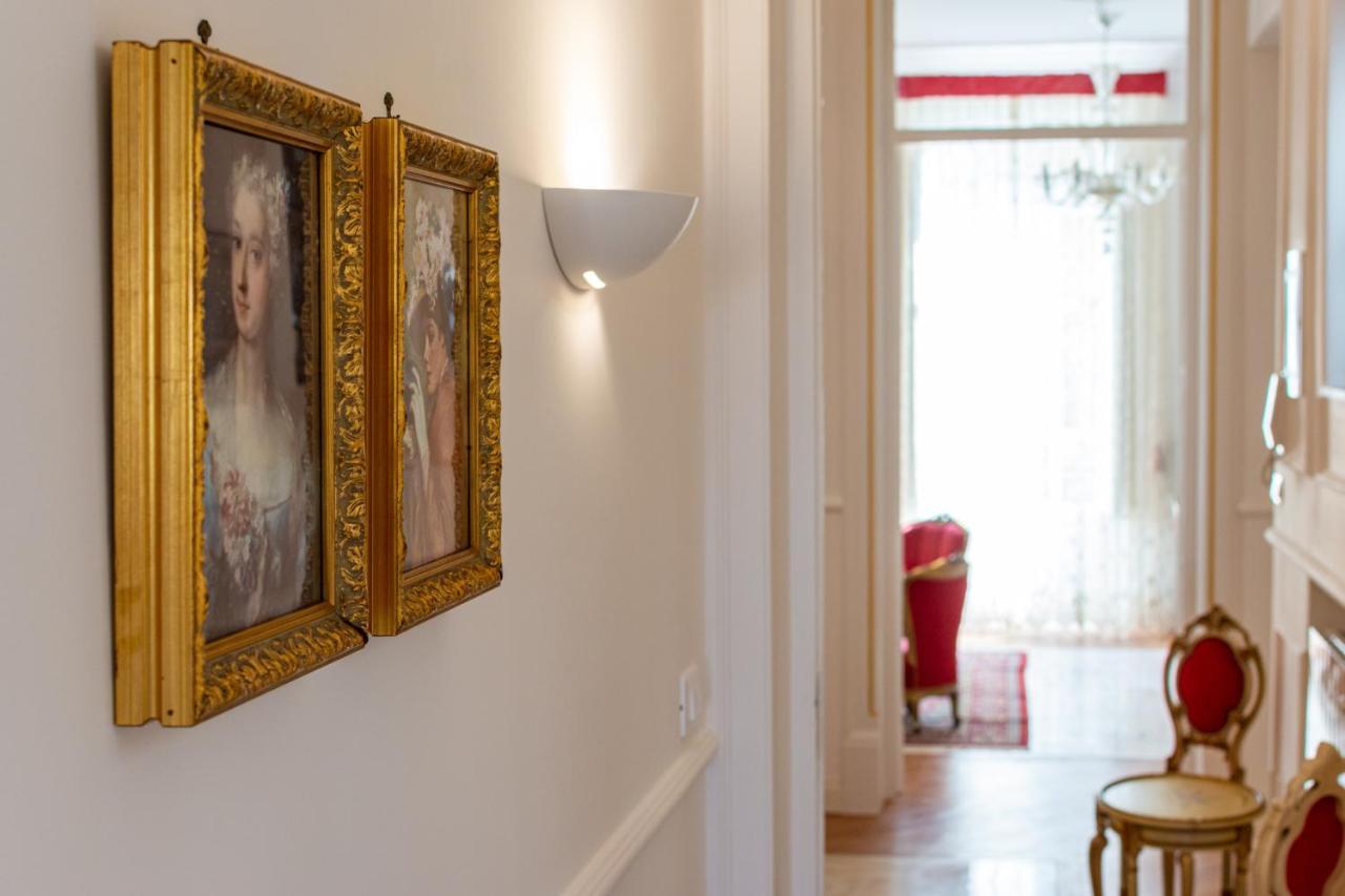 Le Rose Di Nonna Maria, Appartamento Di Lusso In Centro Citta パレルモ エクステリア 写真